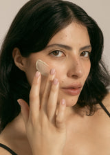 Peeling do twarzy mechaniczny z pyłem bursztynowym